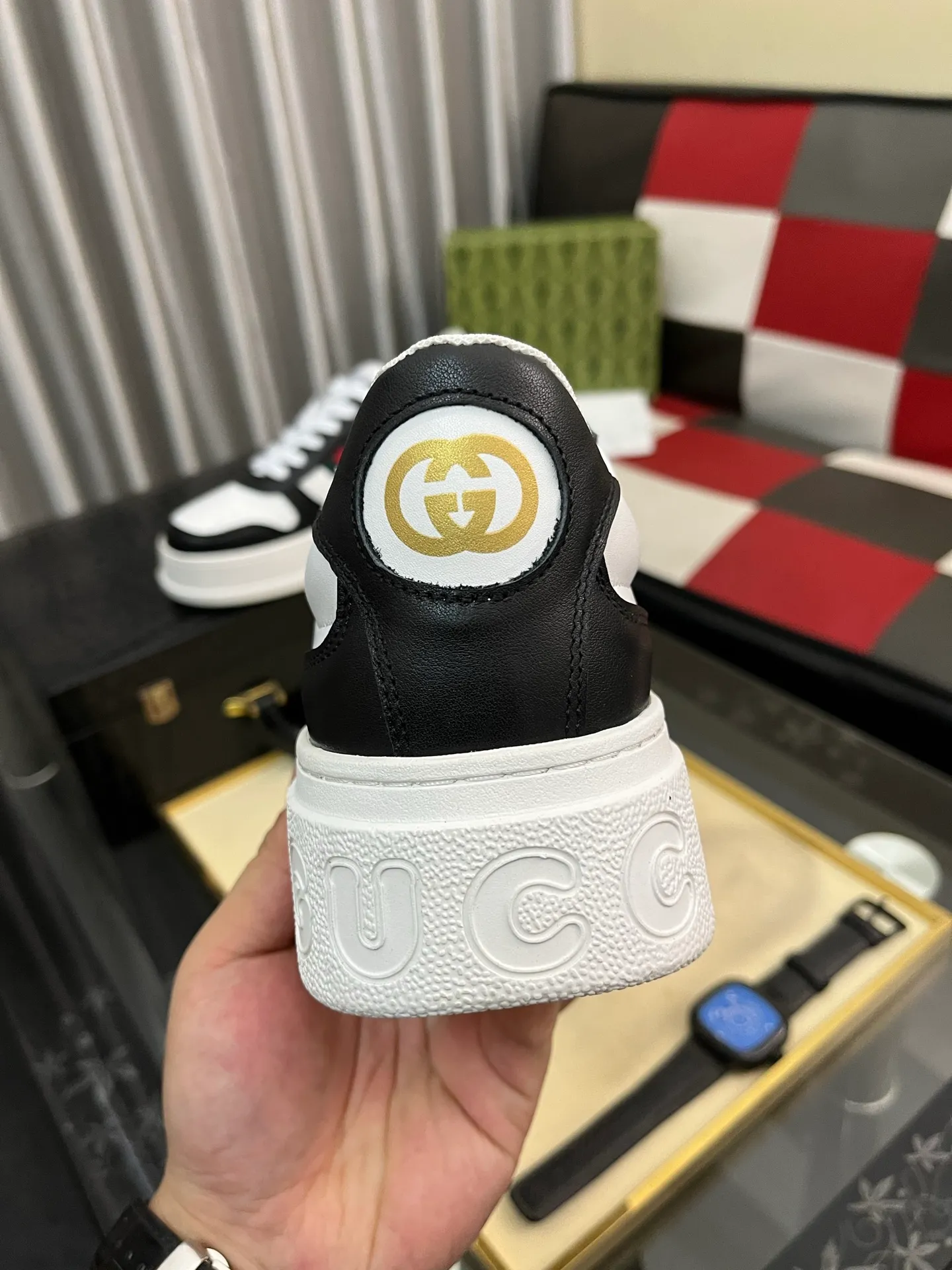 Men's Men's Shoes💰: 380⌚️⌚️[GUCCI] Gucci men's latest white shoe series casual shoes! The official website is built 1:1. Upper: Made of imported cowhide, with electric embroidery ➕Inner lining: Made of high-quality first-layer pigskin, soft and comfortable. Picky material selection and exquisite workmanship give you the best enjoyment. Size: 38-444️⃣Colors available